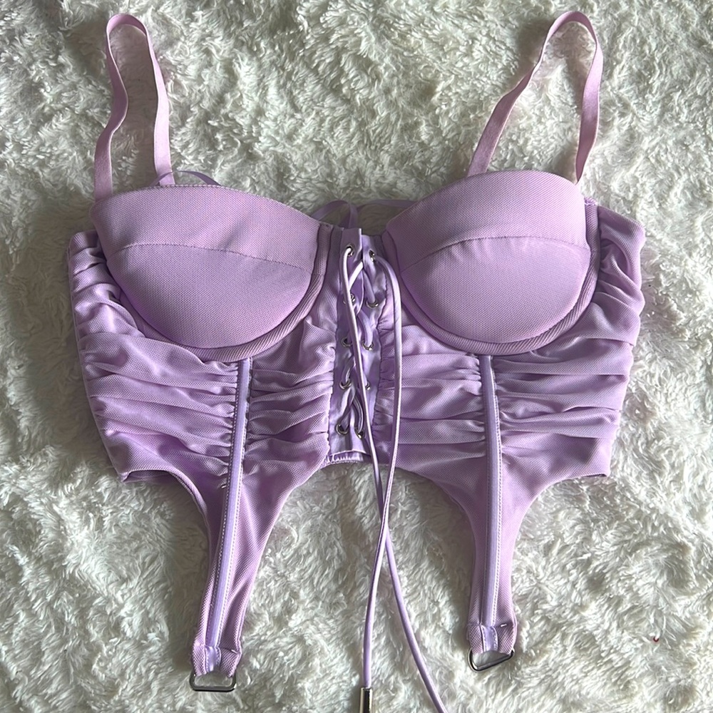 Fashion nova corset crop